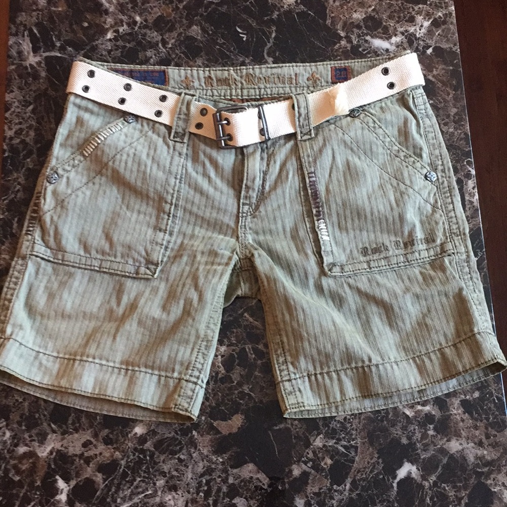 Rock Revival size 28 olive Short